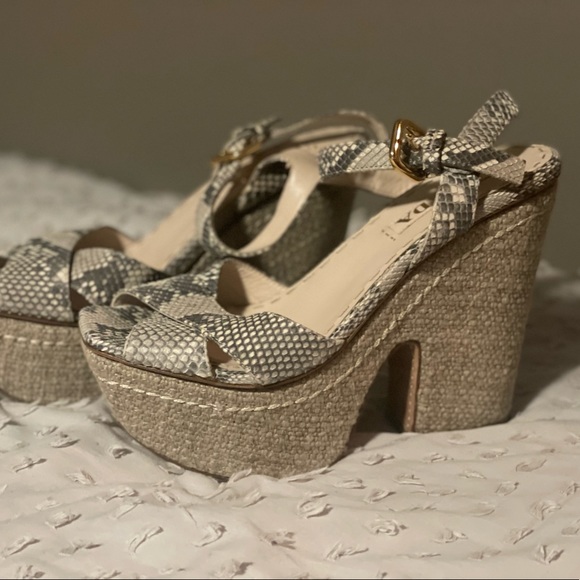 Prada wedges size 37 - Picture 3 of 10